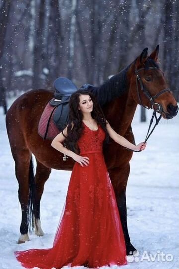 Вечернее платье