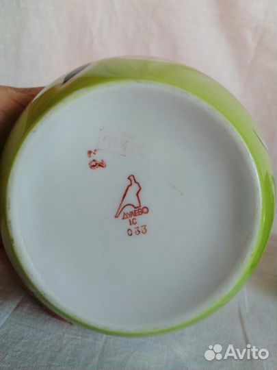 Сахарница и молочник