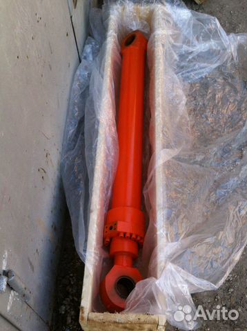 Гидроцилиндр ковша JCB220, 332/J08010