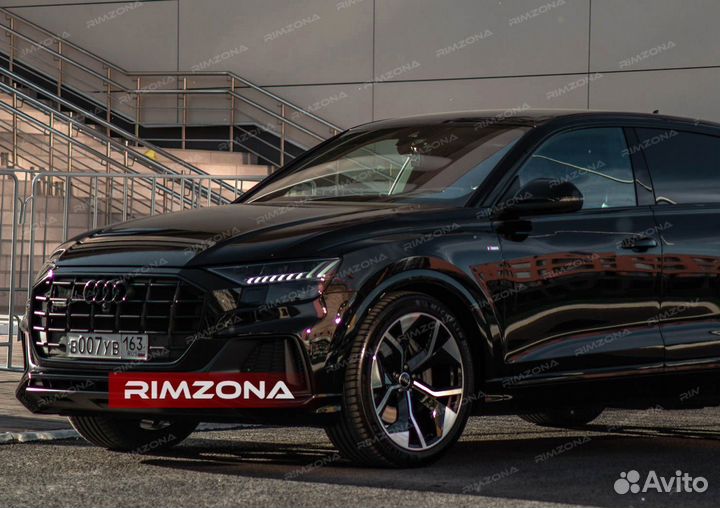 Кованые диски R22 на Audi Q8