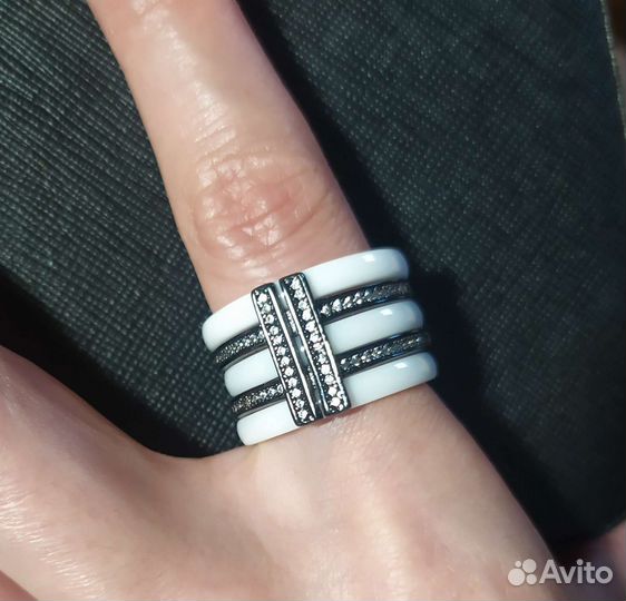 Серебряное керамическое кольцо