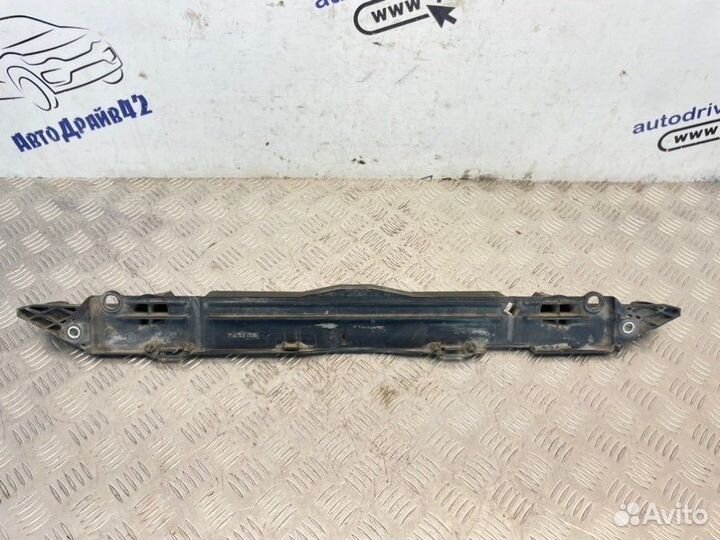 Кронштейн радиатора Toyota Corolla ZRE151L 1zrfe