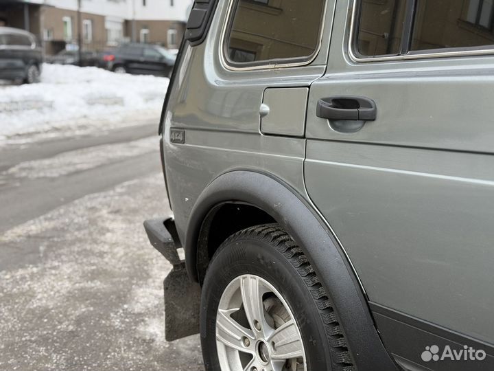 LADA 4x4 (Нива) 1.7 МТ, 2011, 160 000 км