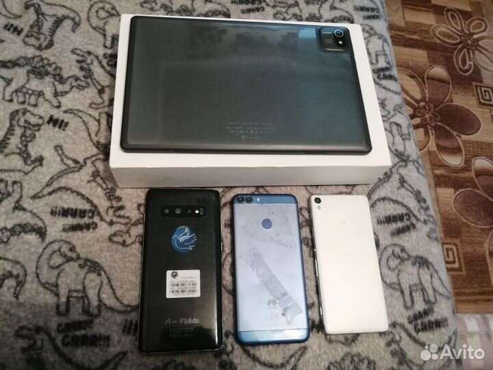 Телефоны на запчасти