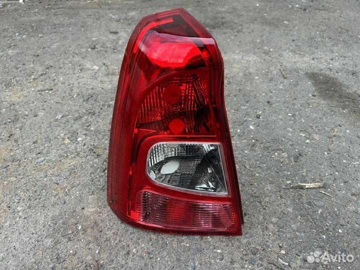 Фонарь задний левый Renault Logan 1 (08-16)