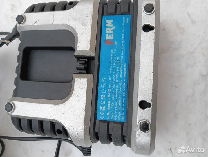 Зарядное устройство для шуруповерта Ferm