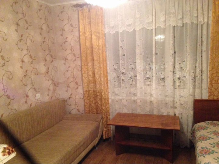 Комната 14 м² в 8-к., 5/9 эт.