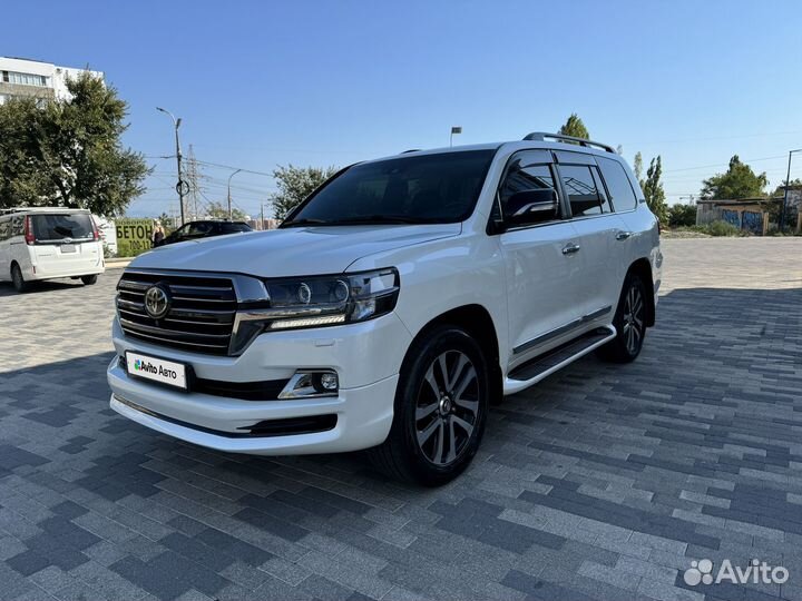 Toyota Land Cruiser 4.5 AT, 2017, 140 308 км