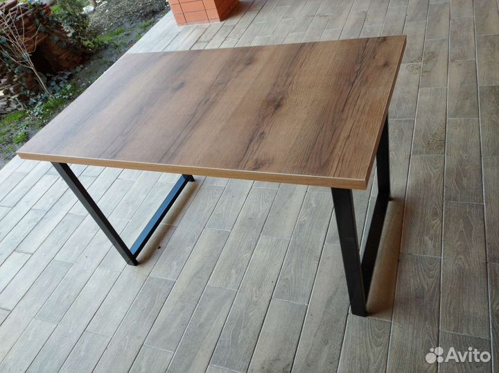 Столы для кафе