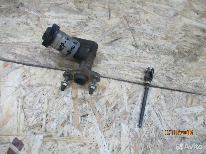 Главный цилиндр сцепления Форд Рейнджер 1