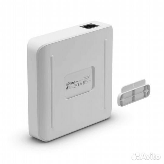 Коммутатор Ubiquiti UniFi Switch Lite 16 PoE (USW