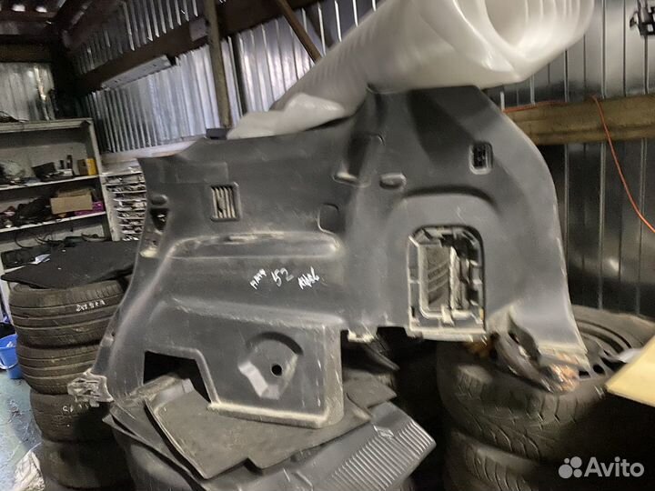 Обшивка багажника левая Nissan Pathfinder 52