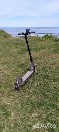 Электросамокат Ninebot KickScooter Max G30