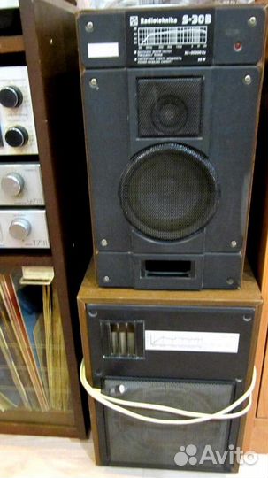 Музыкальный центр 90-х годов