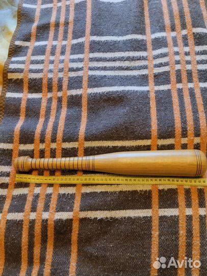 Бита бейсбольная деревянная