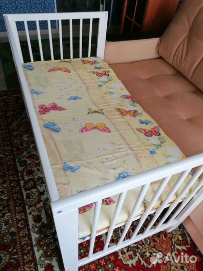 Детская кровать IKEA с матрасом, постельным бельем