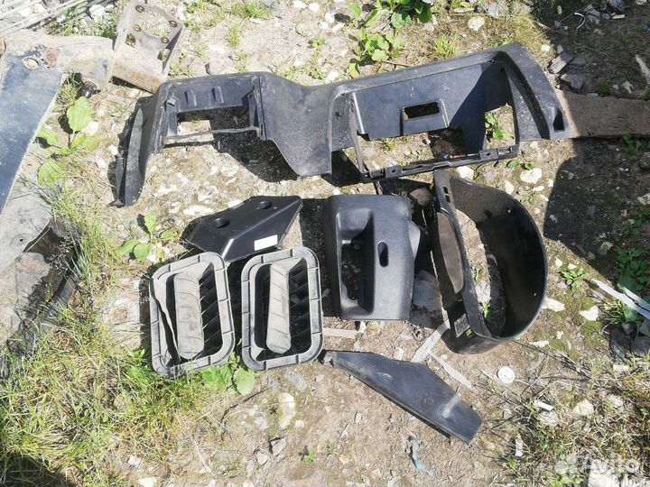 Пластик Джили Эмгранд EC-7