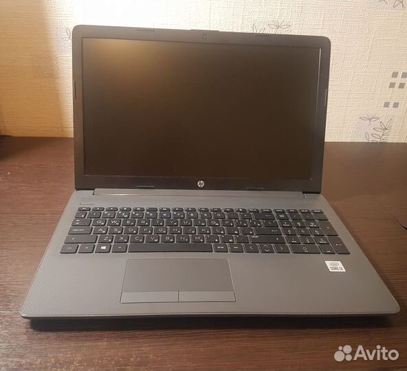 Ноутбук HP 250 G7