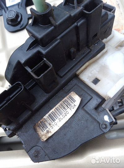 Замок передней левой двери на хундай ай 30 с 07по1