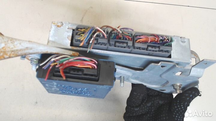 Блок управления подвеской Lexus LS430 UCF30, 2001