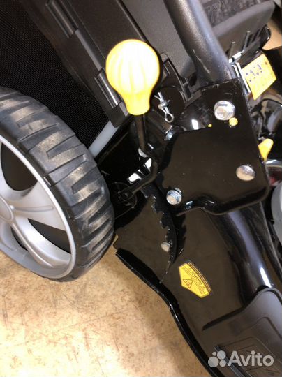 Газонокосилка champion LM4630