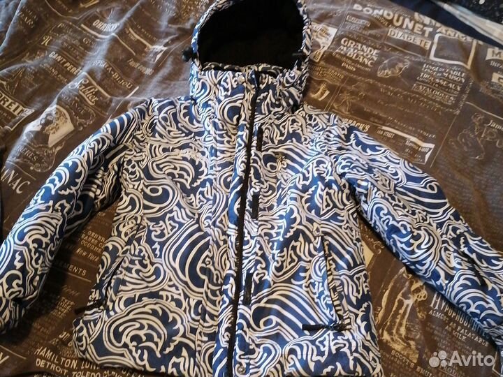 Куртка горнолыжка