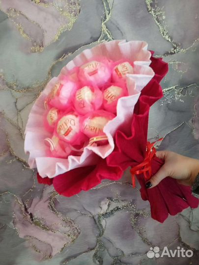 Сладкие букеты из конфет