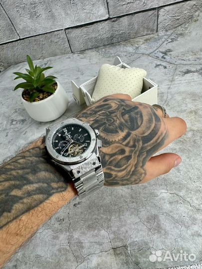 Часы мужские Hublot