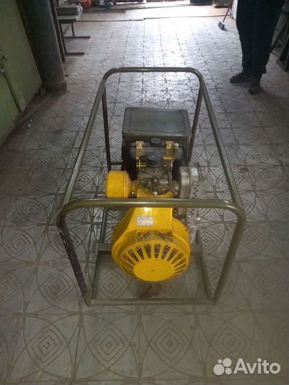 Военный дизель-генератор, 380/220, Россия, 2005 г