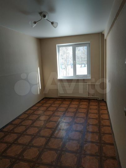 3-к. квартира, 64 м², 1/5 эт.