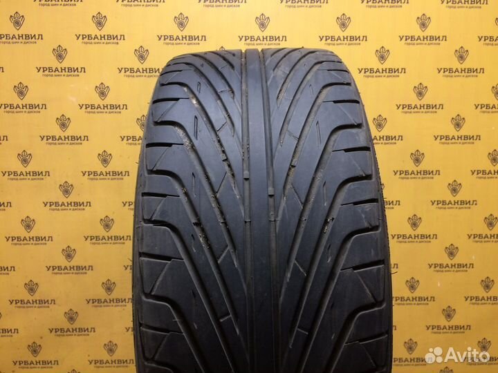 Triangle TR968 235/35 R19 91W