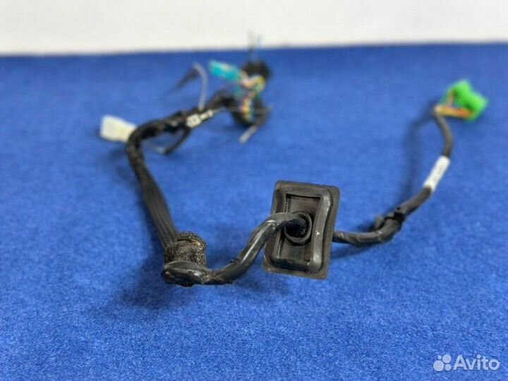 Проводка зеркала с памятью правая Volvo Xc60 2011