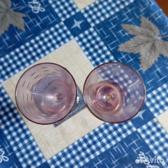 Рюмки из розового стекла СССР
