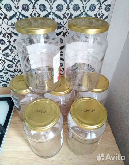 Банки литровые с закрутками Банка 1л с крышками