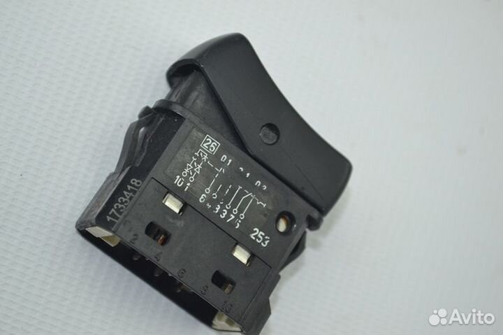 Переключатели, другие scania R-Series (01.04)