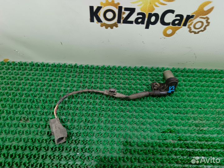 Датчик положения коленвала Toyota vista sv40
