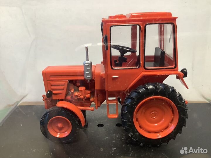 Модель трактора Т-25А 1:43 Ашет