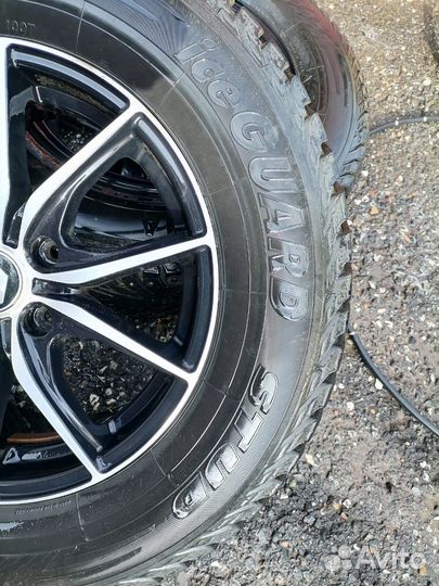 Yokohama Ice Guard Stud IG35 2.25/7 R16