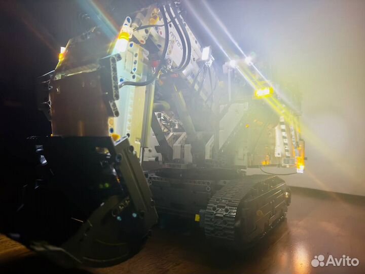 42100 Экскаватор Lego technic