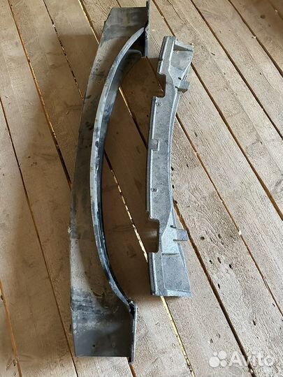 Усилитель заднего бампера touareg 2