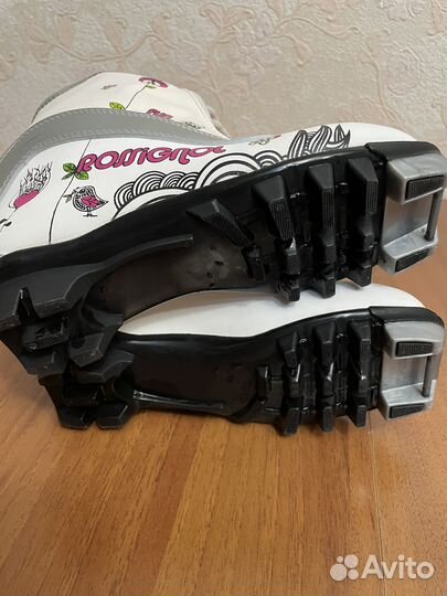 Лыжные ботинки