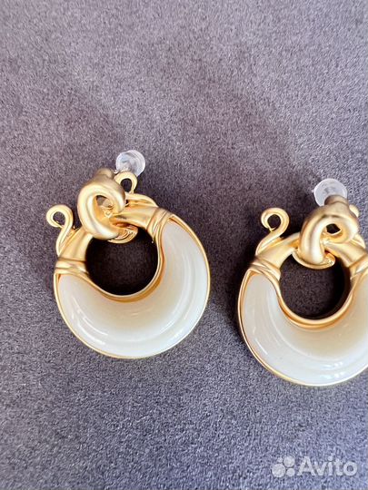 Серьги-кольца в римском стиле