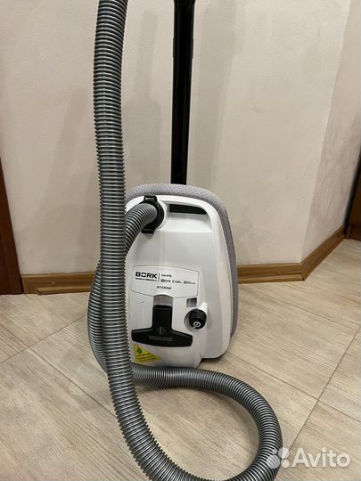 Пылесос Bork 2100w
