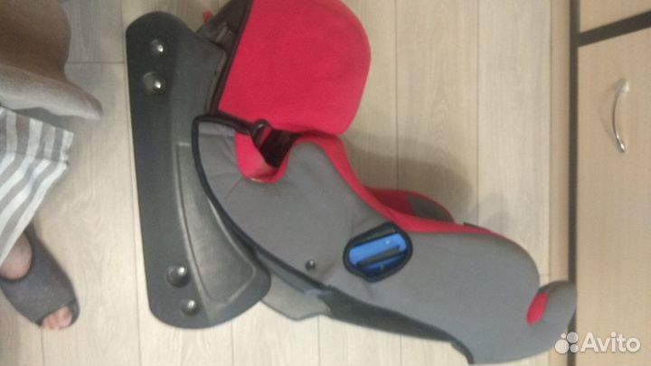 Автомобильное кресло детское от 0 до 18 кг