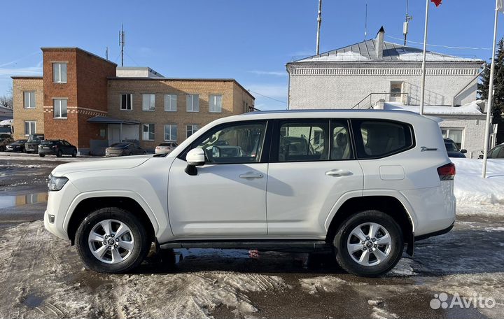 Toyota Land Cruiser 3.5 AT, 2022, 100 км