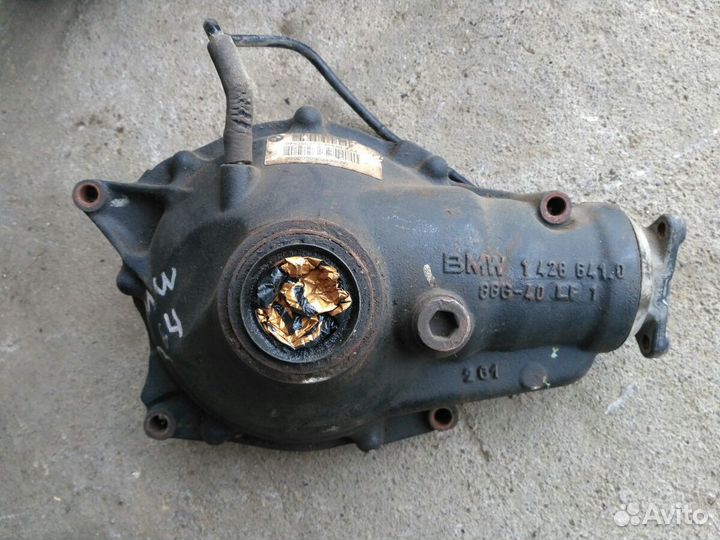 Редуктор передний BMW X5 E53 3.64