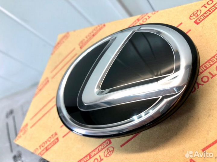 Эмблема багажника задняя Lexus Rx 4 2015-2019