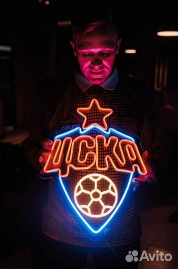 Неоновая вывеска для бизнеса и дома