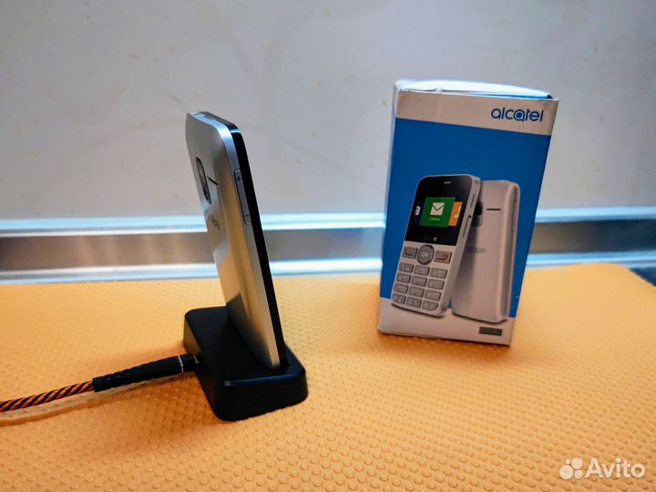 Alcatel 2008G