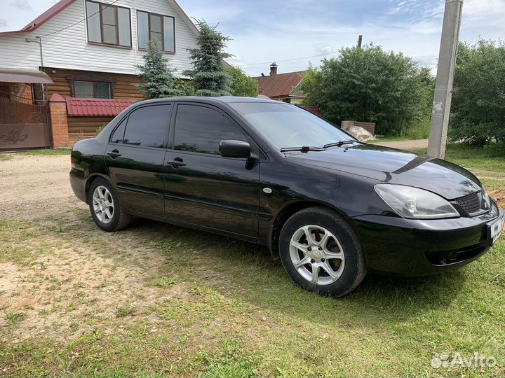 Mitsubishi Lancer 1.6 МТ, 2007, 300 000 км